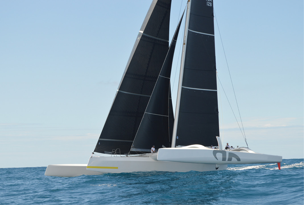 Argo Smashes Pineapple Cup Course Record